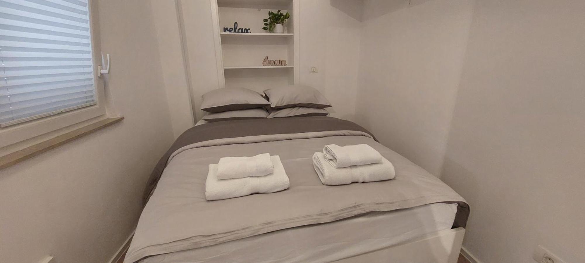 Apartment Kremen Ізола Екстер'єр фото